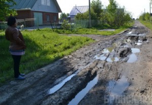 Улицу Верхняя Лубянка в Брянске размывают сточные воды