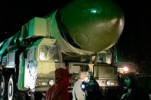 По Москве проехал "Тополь" По Москве проехал "Тополь"