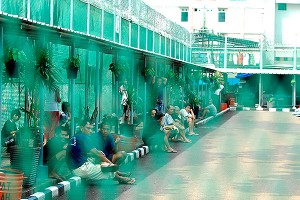 В тюрьму Индонезии завезли гробы для смертников В тюрьму Индонезии завезли гробы для смертников