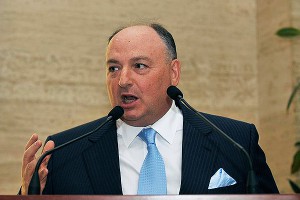 Кантор поддержал еврейскую общину в Киеве Кантор поддержал еврейскую общину в Киеве