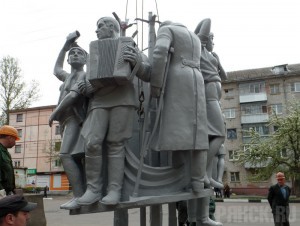 В Бежицком районе Брянска установлен памятник «Весна 45-го»