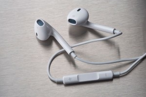 Apple запретит слушать музыку бесплатно Apple запретит слушать музыку бесплатно