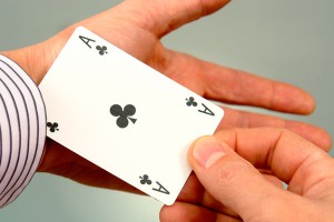 Фокусники ограбили 14 магазинов в Башкирии Фокусники ограбили 14 магазинов в Башкирии