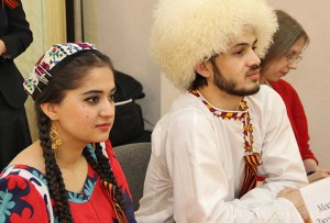 В Брянске стартовал фольклорный фестиваль «Красная Горка»