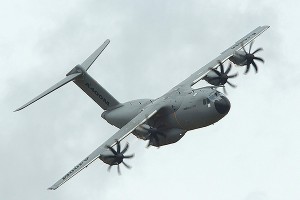 Airbus упал на завод Coca-Cola в Испании Airbus упал на завод Coca-Cola в Испании