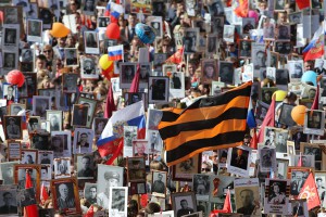 "Бессмертный полк" объединил миллионы россиян "Бессмертный полк" объединил миллионы россиян
