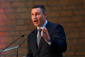 Кличко воскресил умершего Лобановского Кличко воскресил умершего Лобановского