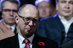 Яценюк оправдался за воровство 7,5 миллиарда Яценюк оправдался за воровство 7,5 миллиарда