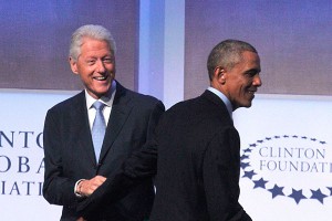 Клинтон посмеялся над Обамой в Twitter Клинтон посмеялся над Обамой в Twitter