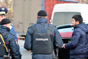 Бизнесмен выпрыгнул из авто во время похищения Бизнесмен выпрыгнул из авто во время похищения