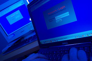 Хакеры атаковали Центробанк США Хакеры атаковали Центробанк США