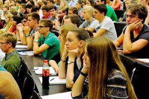 Ведущие вузы России получат 10,5 млрд рублей Ведущие вузы России получат 10,5 млрд рублей