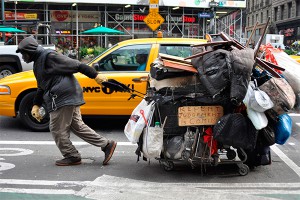 Неравенство богатых и бедных бьет рекорды Неравенство богатых и бедных бьет рекорды