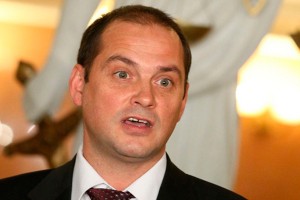 Депутата-мошенника лишили мандата Депутата-мошенника лишили мандата