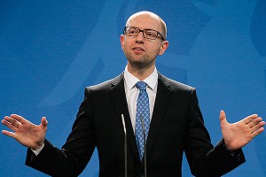 Яценюк призвал США скупать госпредприятия Яценюк призвал США скупать госпредприятия