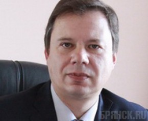 Главы Володарского и Фокинского районов Брянска утверждены в должности Виктор Горин