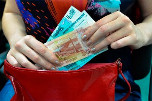 Москвичам поднимут зарплаты Москвичам поднимут зарплаты