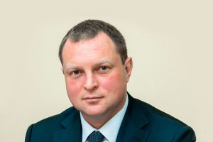 Пьяный чиновник избил ребенка-инвалида Пьяный чиновник избил ребенка-инвалида