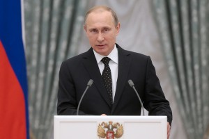 Немцы требуют пригласить Путина на G7 Немцы требуют пригласить Путина на G7