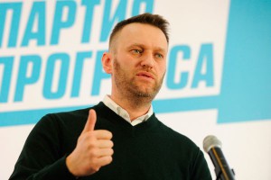Навальный просит помощи у Неверова Навальный просит помощи у Неверова