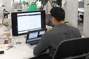 Россиянам сокращают рабочий день Россиянам сокращают рабочий день