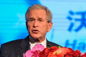 Буш-младший обогнал Обаму по популярности Буш-младший обогнал Обаму по популярности