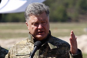 Порошенко согласился на блокаду Донбасса Порошенко согласился на блокаду Донбасса
