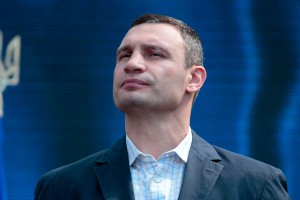 Кличко отказал геям в военное время Кличко отказал геям в военное время