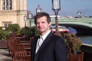 Отец сбежавшей студентки о задержании дочери Отец сбежавшей студентки о задержании дочери