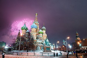 Новогодние каникулы могут сократить до 4 дней Новогодние каникулы могут сократить до 4 дней