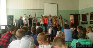 Воспитанники Негинского детского дома примерили на себя актерские маски в рамках проекта «Поколение М»