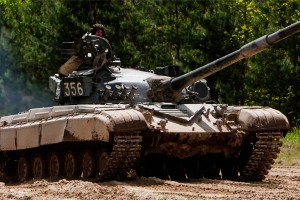 ВСУ обстреляли Первомайск из танков ВСУ обстреляли Первомайск из танков