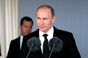 Путин поручил Медведеву снизить смертность Путин поручил Медведеву снизить смертность