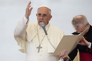 Папа Римский уволил подчиненных-педофилов Папа Римский уволил подчиненных-педофилов