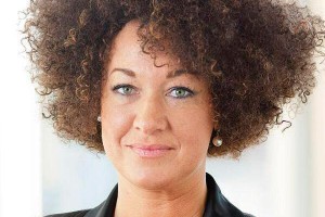 Цвет кожи довел правозащитницу до отставки Цвет кожи довел правозащитницу до отставки