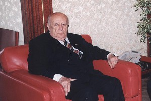 Умер девятый президент Турции Умер девятый президент Турции