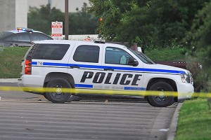 Мужчина расстрелял в церкви девять прихожан Мужчина расстрелял в церкви девять прихожан