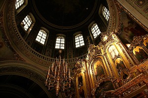 Фриске отпели в Елоховском храме Фриске отпели в Елоховском храме