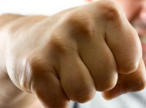 Пьяный житель города Сельцо сломал нос участковому