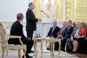 Путин пообещал оказать поддержку НКО Путин пообещал оказать поддержку НКО