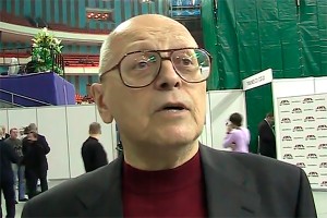 Спортивного комментатора сбила машина Спортивного комментатора сбила машина