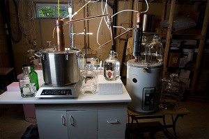 Самогонщиков накажут трудом Самогонщиков накажут трудом