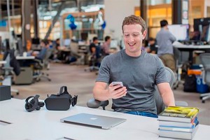 Цукерберг поделился мечтами с Хокингом Цукерберг поделился мечтами с Хокингом