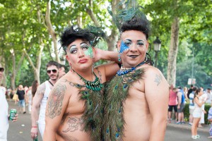 Россия сопротивляется моде на гомосексуализм Россия сопротивляется моде на гомосексуализм