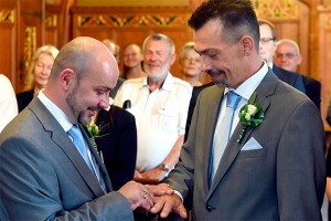 В США предлагают забыть слова "муж" и "жена" В США предлагают забыть слова "муж" и "жена"