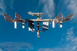 Экипаж МКС спасся от гибели на "Союзе" Экипаж МКС спасся от гибели на "Союзе"