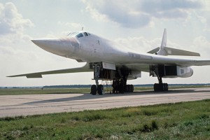 Уникальный самолет Ту-160 прослужит 40 лет Уникальный самолет Ту-160 прослужит 40 лет