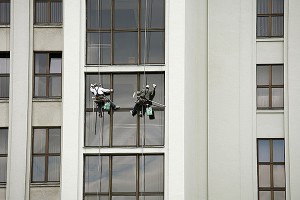 Воры-альпинисты украли 25 икон в Москве Воры-альпинисты украли 25 икон в Москве