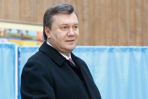 Янукович исчез из базы данных Интерпола Янукович исчез из базы данных Интерпола