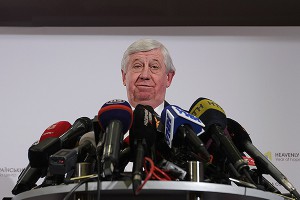 Украинский прокурор пойман на наркоторговле Украинский прокурор пойман на наркоторговле